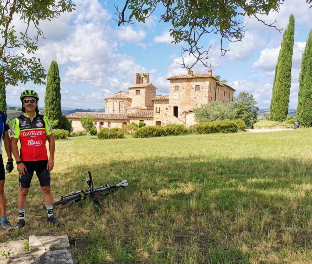 Tour e passeggiate nella campagna toscana